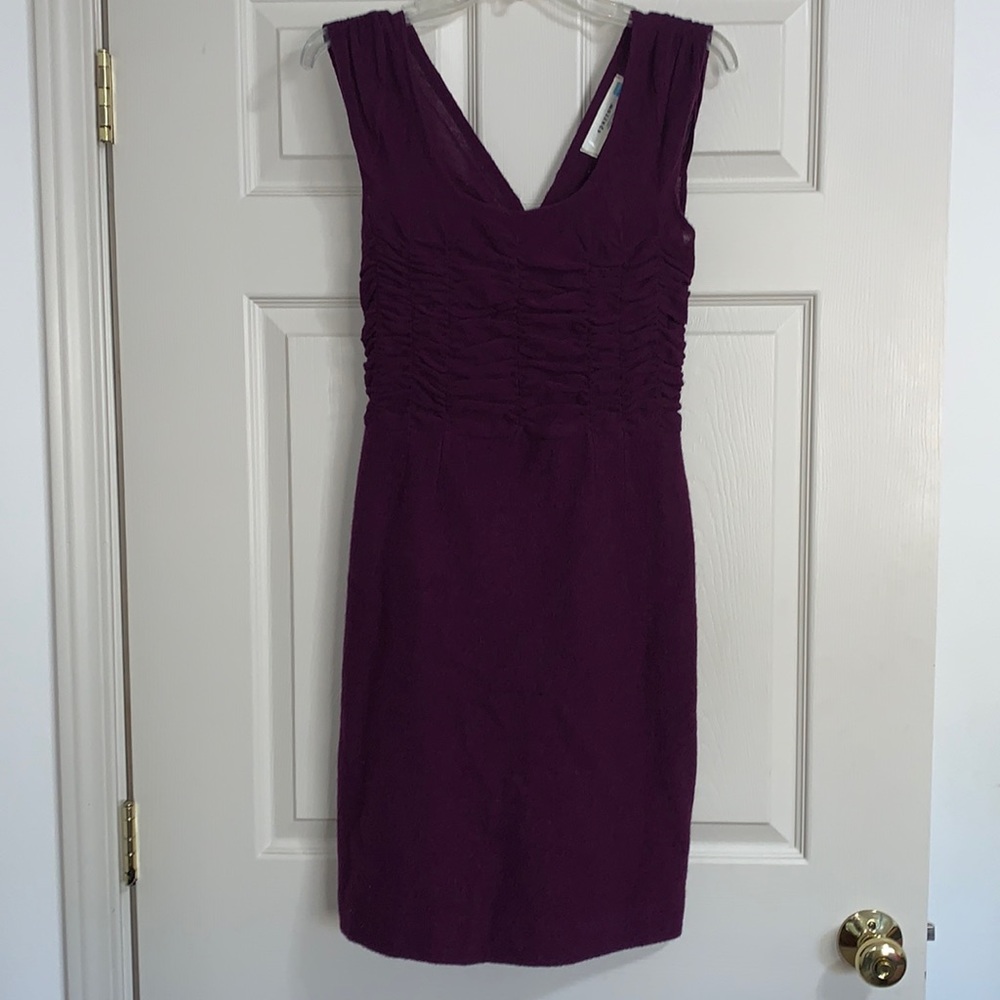 Maroon Form-Fitting Evening Dress S.
